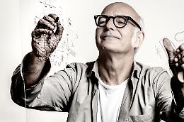 Ludovico Einaudi in concerto a Piazza San Marco per il tour mondiale “The Summer Portraits”