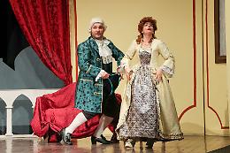 Il Conte dei Sospiri: una serata di risate e magia al Piccolo Teatro di Chioggia