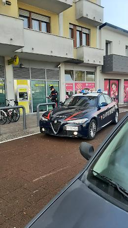 Zero Branco, tentato furto dello specchietto: due arresti 
