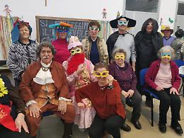 Carnevale al Centro Anziani di Cavazzana: un giorno di festa e allegra condivisione