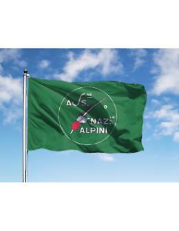 Bandiera degli Alpini strappata a Belluno: la solidarietà di Zaia