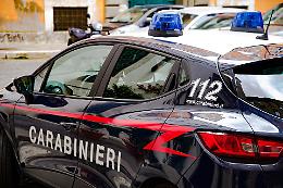Padova, perde il controllo dell'auto e si schianta contro un albero: ricoverato in ospedale 