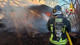 Belluno, esplode bombola di gpl: ricovero agricolo in fiamme 