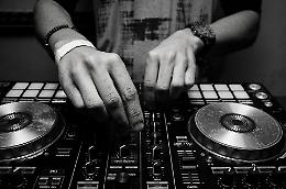 Cortina: Dj Albertino scalda la Festa della Donna a Chalet Tofane