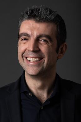 Federico Basso in scena al Piccolo Teatro di Padova con "Profilo Basso"