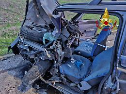 Tragedia sulla strada: schianto frontale a Castegnero, un morto e due feriti gravi