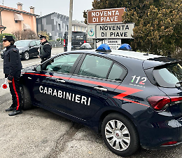 Furto in un outlet di Noventa di Piave: arrestati quattro uomini