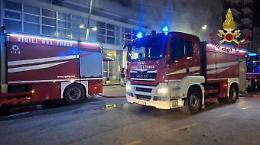 Incendio in un garage a Padova: salvato un cagnolino, nessun ferito