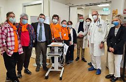 Un gesto d’amore per il Day Hospital oncologico di Chioggia: donato un elettrocardiografo