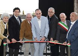 Limena. Inaugurata la mostra fotografica “Gabriele d’Annunzio, uno sguardo immaginario sul Vittoriale” 