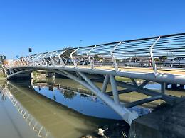 Adria, il ponte "Il Passatore" torna alla città dopo il restauro

 