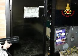 Incendio in una panetteria a Mira: nessun ferito, danno alla struttura