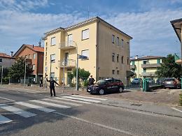 Casalserugo: fermato per un controllo, guidava armato e con patente revocata