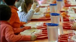 Villorba, allarme mensa: un elastico tra i piatti dei bambini