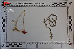 Arresto all'Arcella: due giovani Croate fermate per ricettazione