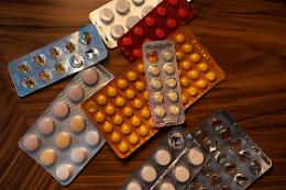 Maxi-sequestro al porto di Venezia: oltre 900mila medicinali illegali sequestrati 