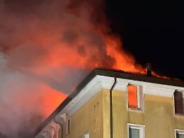 Treviso, tetto del condominio devastato dalle fiamme: condannati costruttori e direttore dei lavori 