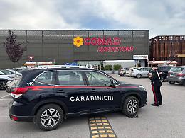 Denunciato a Carmignano di Brenta un 47enne per furto aggravato e porto abusivo di coltello