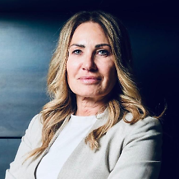 Armida Panizzo, l’outsider con ‘Porto Viro al centro’