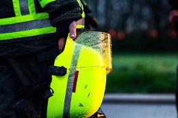 Verona, piccoli eroi in visita dai vigili del fuoco: tra incendi simulati e salvataggi spettacolari