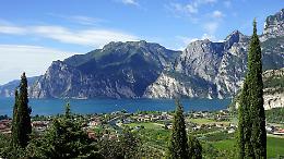 “Garda’s Blues”: il Lago di Garda in fotografia