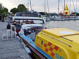 Venezia, incidente nautico: giovane donna muore dopo essere caduta dal catamarano