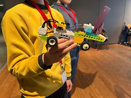 Roncade, laboratorio di robot per aiutare i ragazzi a superare le difficoltà, anche nello studio