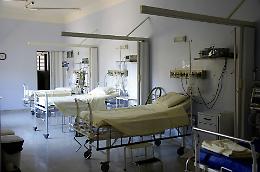Tragedia a Vicenza: genitori indagati dopo la morte del figlio 13enne malato di cancro
