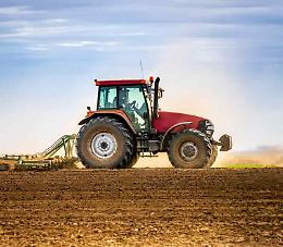 Maxi operazione dei Carabinieri nel Sud Italia: mezzi agricoli rubati e reimmatricolati. Anche Padova tra le aree colpite