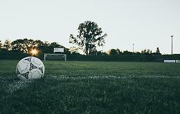 Raid vandalico al campo sportivo di Caerano: devastato il bar del Calcio Amatori