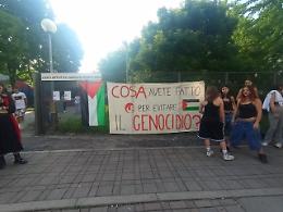 Striscioni per la Palestina nelle scuole di Padova