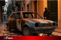 Stalking e incendio doloso: ex compagno brucia l'auto del padre, arrestato