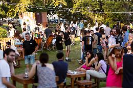 "Miraggio 2025: un'estate di cultura, musica e cinema sotto le stelle nei giardini del castello di Castelfranco"
