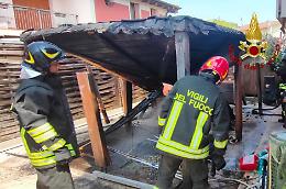 Sarego, incendio distrugge gazebo in legno: intervento dei Vigili del Fuoco scongiura il peggio