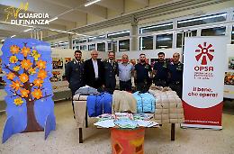 Dai sequestri alla solidarietà: mille capi contraffatti donati all’Opera della Provvidenza