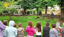 La Guardia di Finanza nelle scuole del Polesine per educare alla legalità