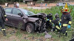 Grave incidente frontale a Montecchio Precalcino: intervento tempestivo dei Vigili del Fuoco e del 118