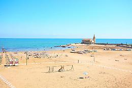Macabro ritrovamento: turista senza vita sul litorale di Caorle
