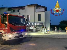 Montebelluna, incendio nelle scale di un condominio: sei intossicati trasportati in ospedale