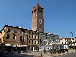Bassano del Grappa, riapre la Torre Civica: un tuffo nella storia con vista mozzafiato