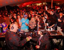 "Sottosopra Festival 2025: Castelfranco si trasforma in un polo culturale tra musica, arte e partecipazione"