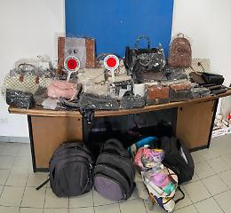 Jesolo: sequestrati 200 articoli in una maxi operazione all’alba