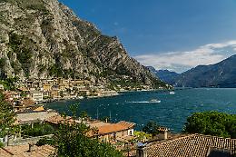 Estate d’acqua dolce: i 15 laghi italiani da scoprire secondo l’intelligenza artificiale