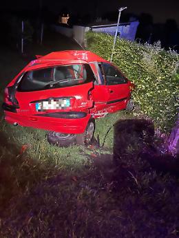 San Polo di Piave, auto finisce nel fossato: grave un giovane di 24 anni
