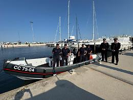 Chioggia, i Carabinieri salpano con un nuovo battello high-tech: sicurezza rafforzata in laguna