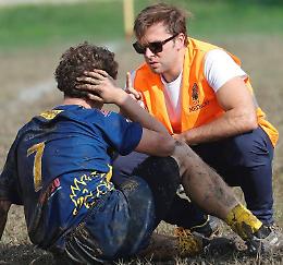 Si dimenticano la neonata sotto il sole: salvata in extremis dal medico e due atleti del Villorba Rugby