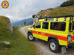 Intervento del Soccorso alpino a San Vito di Cadore per una escursionista febbricitante vicino al Rifugio Scotter