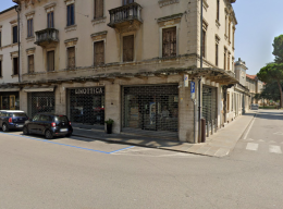 Rubano un paio di occhiali da 700 euro a Thiene, presi grazie alle telecamere e alle pattuglie della Polizia locale
