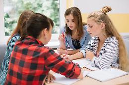 Polesine, banchi più vuoti e fuga di talenti: -402 studenti e 13 cattedre in meno, la scuola cerca riscatto