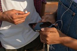 Foto rubate e alterate online, il PD di Bassano al fianco di Alessandra Moretti: «Serve una mobilitazione collettiva»